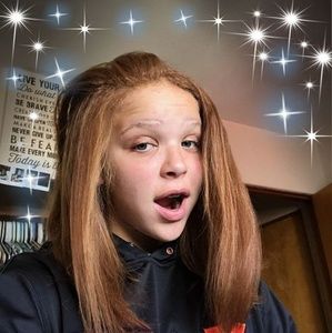 Meet your Posher, Naomi